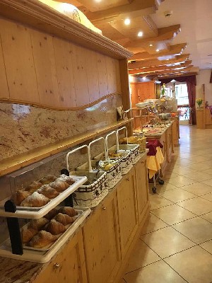 Hotel DOLOMITI HOTEL OLIMPIA wakacje