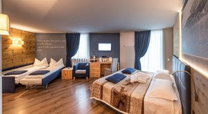 Hotel SUITE SASSDEI wakacje