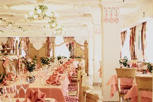 Hotel DOMINA wakacje