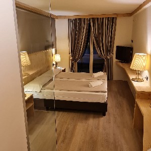 Hotel CLUB PIANDINEVE wakacje