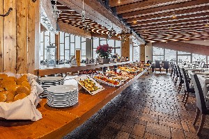 Hotel CLUB PIANDINEVE wakacje