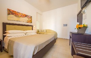 Hotel MEDITERRANEO wakacje