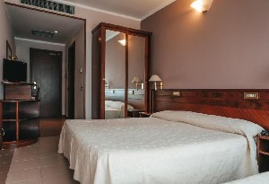 Hotel CLUB HOTEL DANTE wakacje