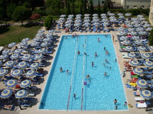 Hotel CLUB HOTEL DANTE wakacje