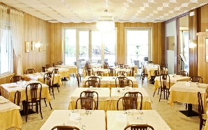 Hotel ST. MORITZ wakacje