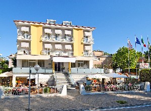 Hotel ST. MORITZ wakacje