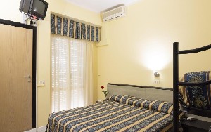 Hotel BIKINI TROPICANA wakacje