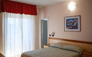 Hotel DE PARIS wakacje