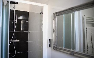 Hotel DE PARIS wakacje