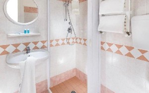 Hotel CARNABY wakacje