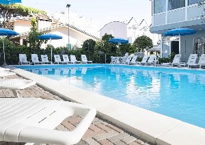 Hotel DASAMO wakacje