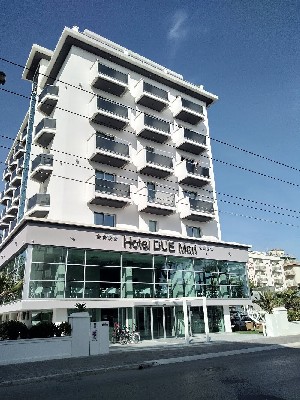 Hotel DUE MARI wakacje