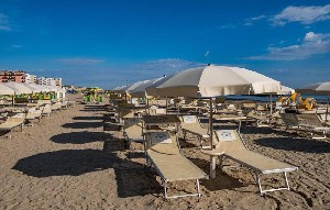 Hotel VILLA DEI FIORI wakacje