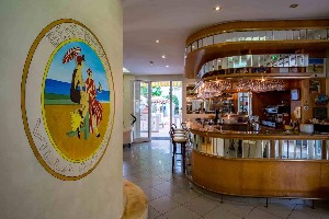 Hotel VILLA DEI FIORI wakacje