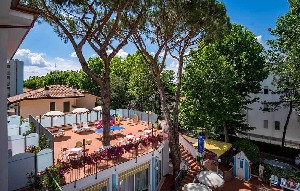 Hotel VILLA DEI FIORI wakacje