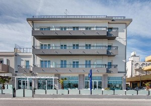 Hotel PLATINUM HOTEL wakacje