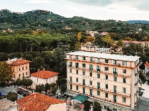 Hotel GRAND HOTEL CROCE DI MALTA WELLNESS & GOLF wakacje