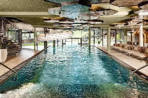 Hotel SCHWARZENSTEIN ALPINE LUXURY SPA RESORT wakacje