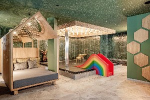 Hotel SCHWARZENSTEIN ALPINE LUXURY SPA RESORT wakacje