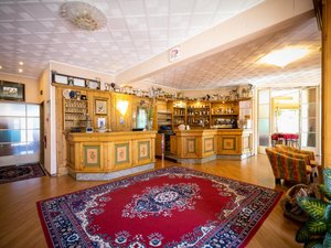 Hotel CLUB FUNIVIA wakacje