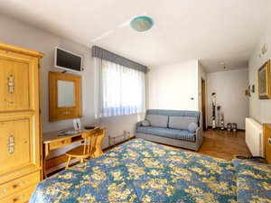 Hotel CLUB FUNIVIA wakacje