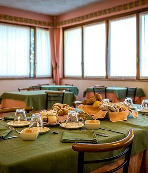 Hotel HOTEL CLUB FUNIVIA wakacje