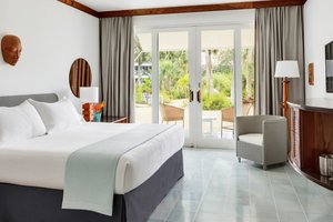 Deluxe Beachfront