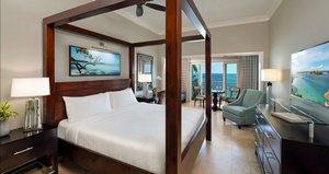 HB - Paradise Beachfront Grande Luxe Club Level Ro