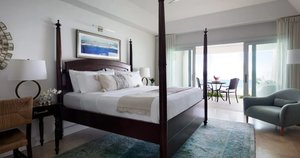 WBT - Windsor Beachfront Walkout Club Room with Pa