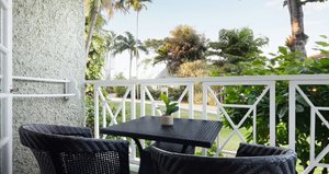 GC - Honeymoon Hideaway Luxury Club Level Garden C