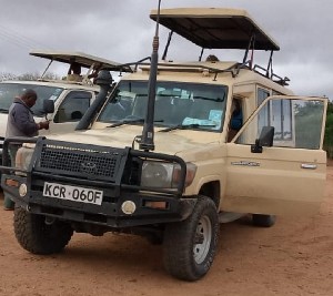 Hotel Fotograficzne Safari Tsavo East - wypoczynek i safari wakacje