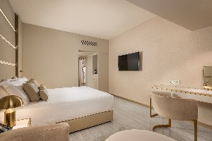 Deluxe Sea View Room