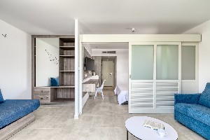 family room sea view in garden area