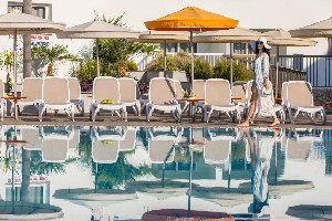 Hotel CHRISTABELLE COMPLEX HOTEL APARTMENTS wakacje