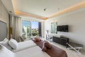 Hotel CHRYSOMARE wakacje