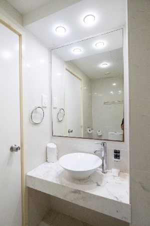 Room Bathroom
