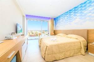 Hotel SEASONS HOTEL BY TASIA MARIS wakacje