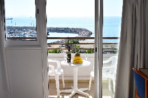 1 BED APT SEA VIEW