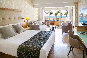 Honeymoon Ter. Suite SV with Jacuzzi