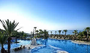 Hotel FOUR SEASONS wakacje