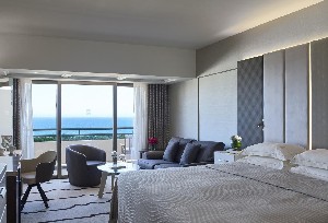 Hotel FOUR SEASONS wakacje