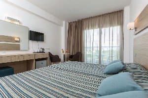 Hotel KAPETANIOS BAY HOTEL PROTARAS wakacje