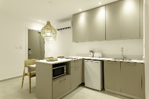 1 Bedroom Superior Apartment (Inland View, Balcony