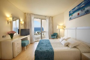 Hotel GOLDEN COAST wakacje