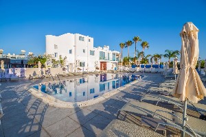 Hotel PROTARAS PLAZA wakacje