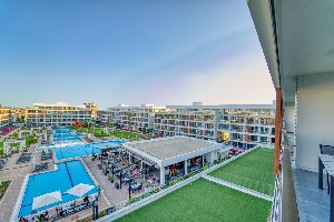 Hotel COURTYARD HOLIDAY RESORT / HOLIDAY HOMES wakacje