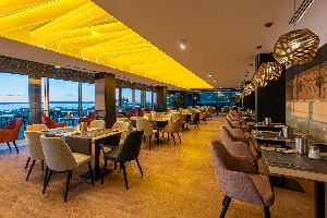 Hotel HELIKON wakacje