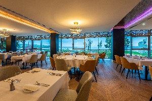 Hotel HELIKON wakacje