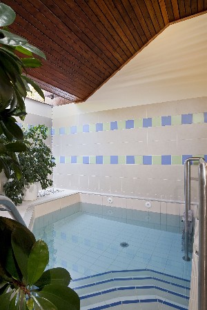 Hotel ENSANA THERMAL AQUA HEALTH SPA wakacje