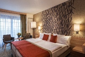 Hotel ENSANA THERMAL AQUA HEALTH SPA wakacje